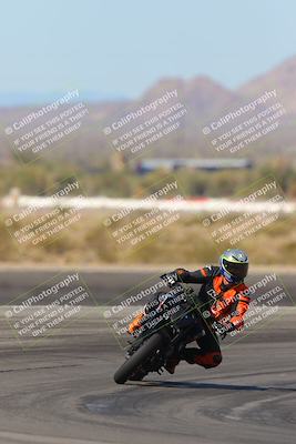 media/Mar-24-2025-Moto Forza (Mon) [[57ce5c5cff]]/1-Advanced Group/Session 2 Turn 11/